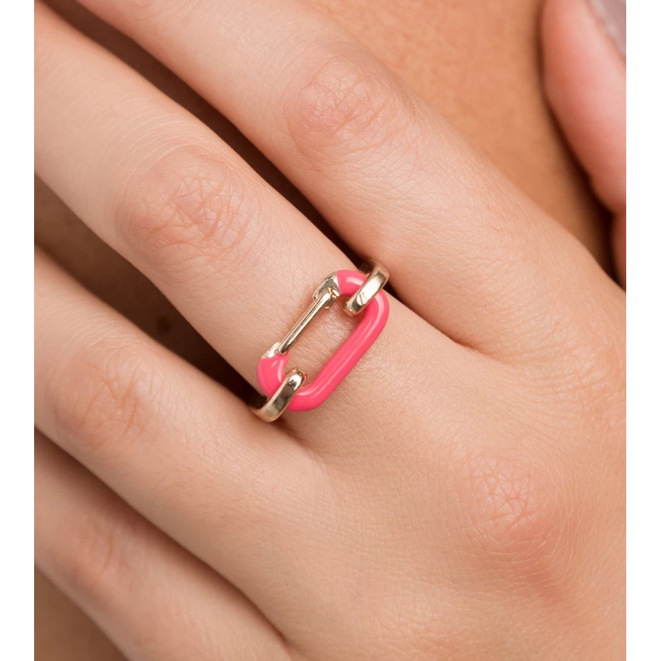 Anekke Kullast Karabiinsõrmus