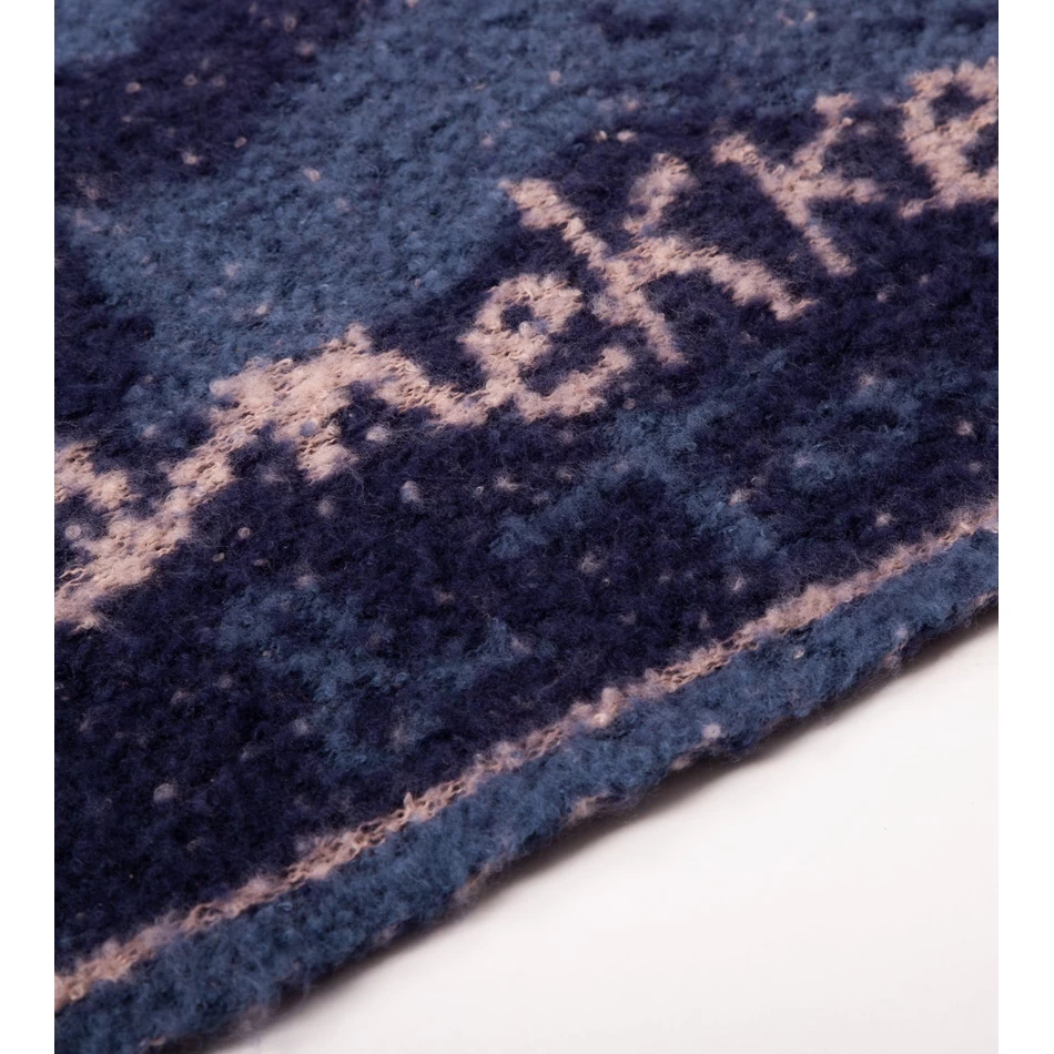 Anekke Tumši Zila Mūsdienīga šalle.