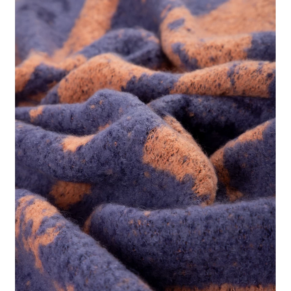 Anekke Zila Un Terakota Mūsdienīga šalle.