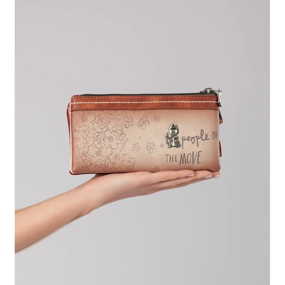 Anekke Peace & Love camel pencil case