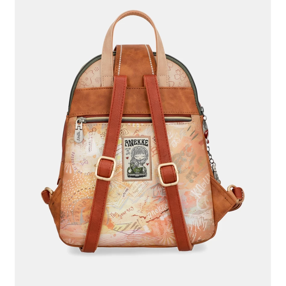 アネッケ ピース&ラブ キャメル トリプルコンパートメント バックパック