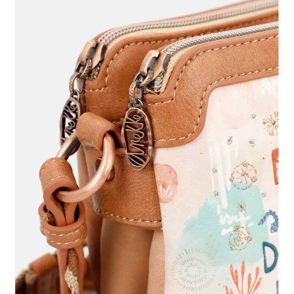 Anekke Välimerellinen Keskikokoinen Kolmiosainen Olkalaukku