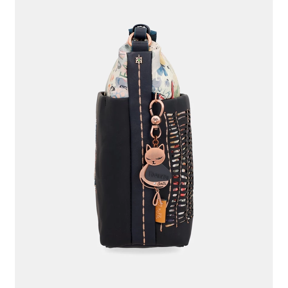 アネッケ ネイチャー パチャママ ネイビー ブルー ラージ クロスボディバッグ