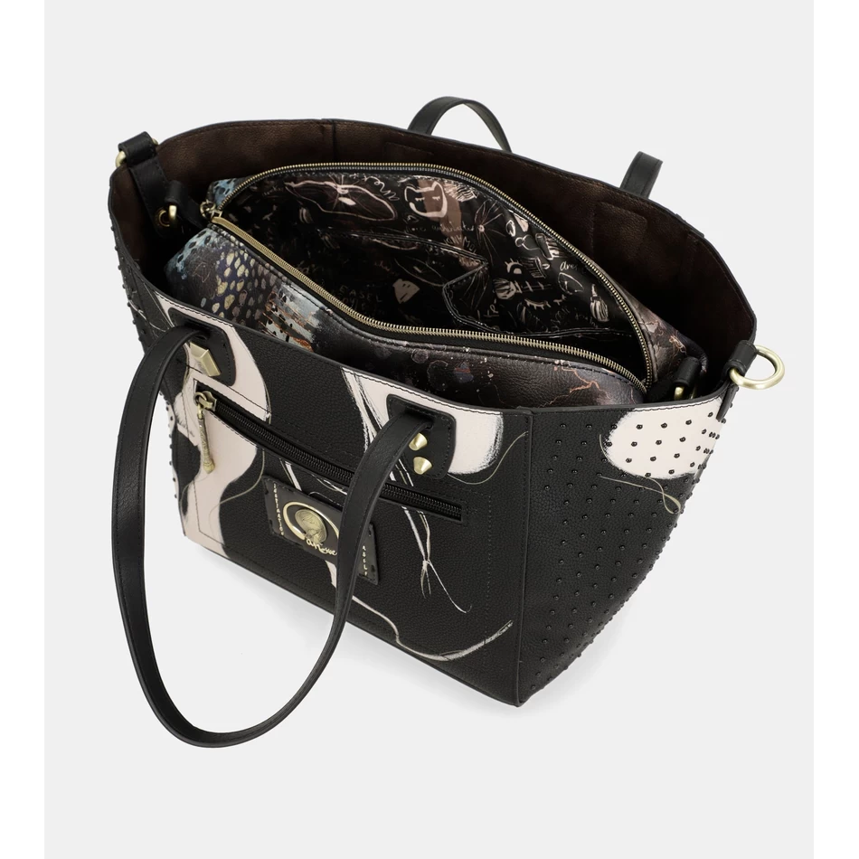 Анекке, большой черный покупатель, природа сёдо