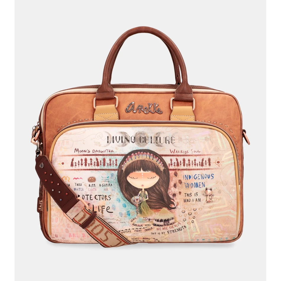 Anekke Menire Servieta