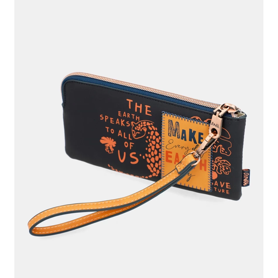 محفظة Anekke باللون الأزرق الداكن بتقنية تحديد الهوية بموجات الراديو طبيعة باتشاماما