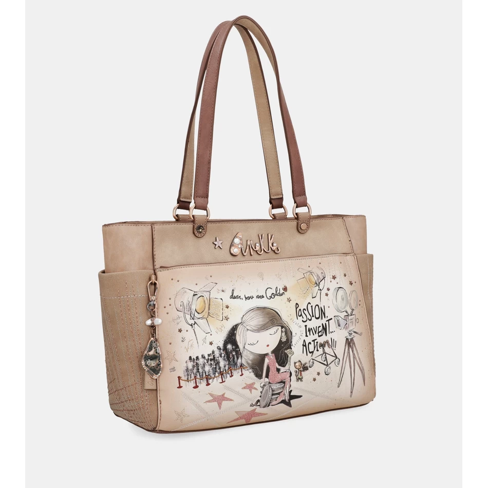 Tas Pembelanja Hollywood Lainnya