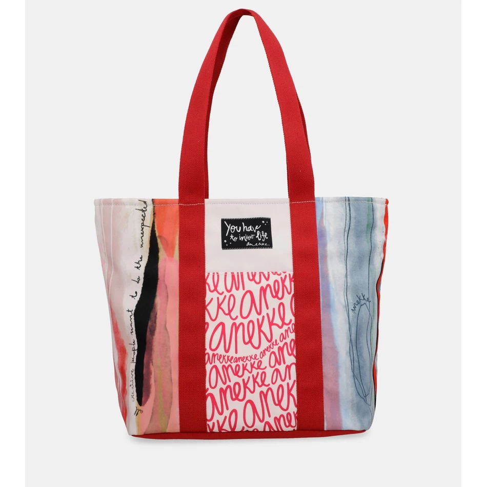 Tas Pantai Anekke Hollywood