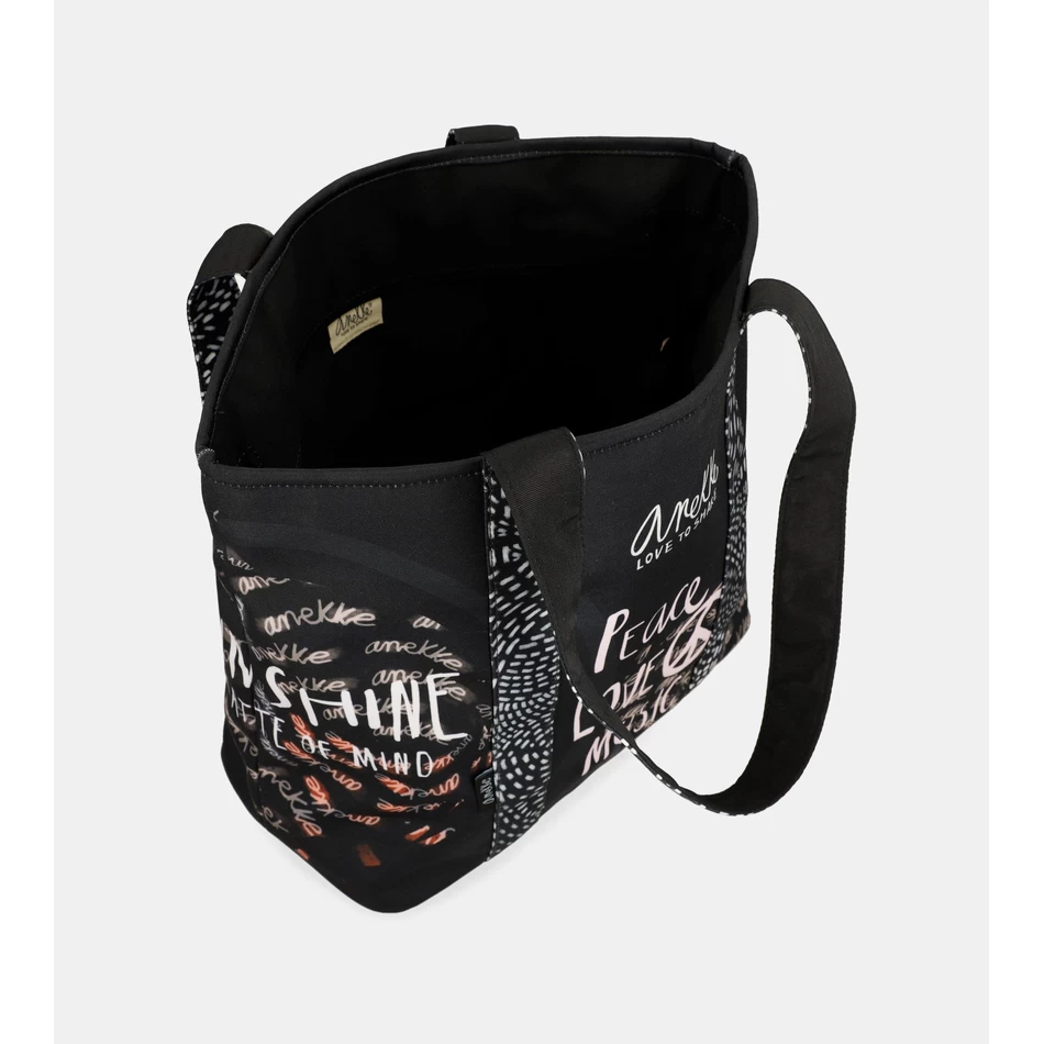 Anekke Perdamaian & Cinta Tas Pantai