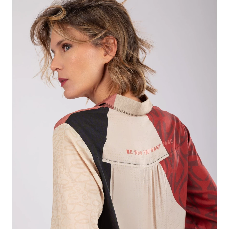 חולצה מודפסת בצבע Anekke