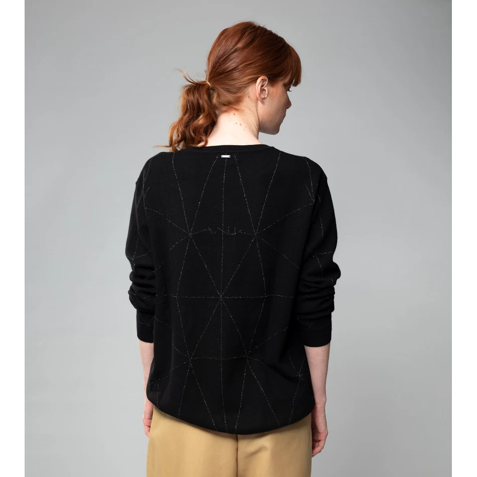 Sweter Shōen Hitam Anekke