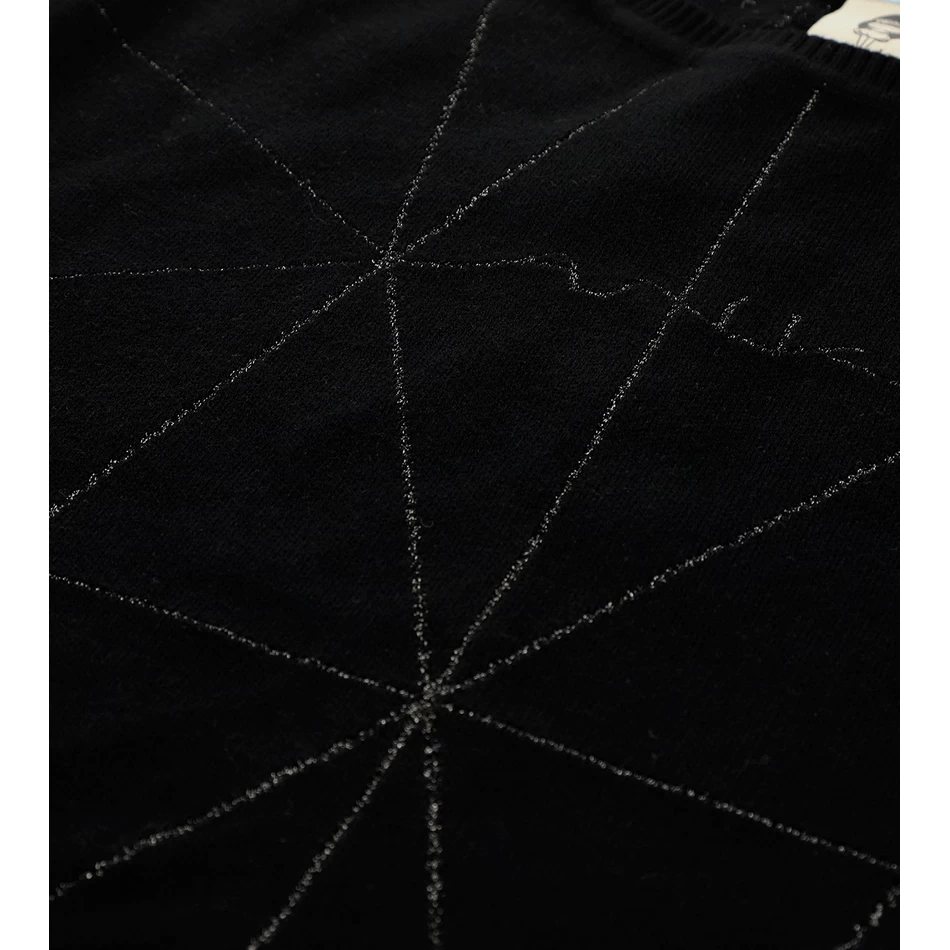 Sweter Shōen Hitam Anekke