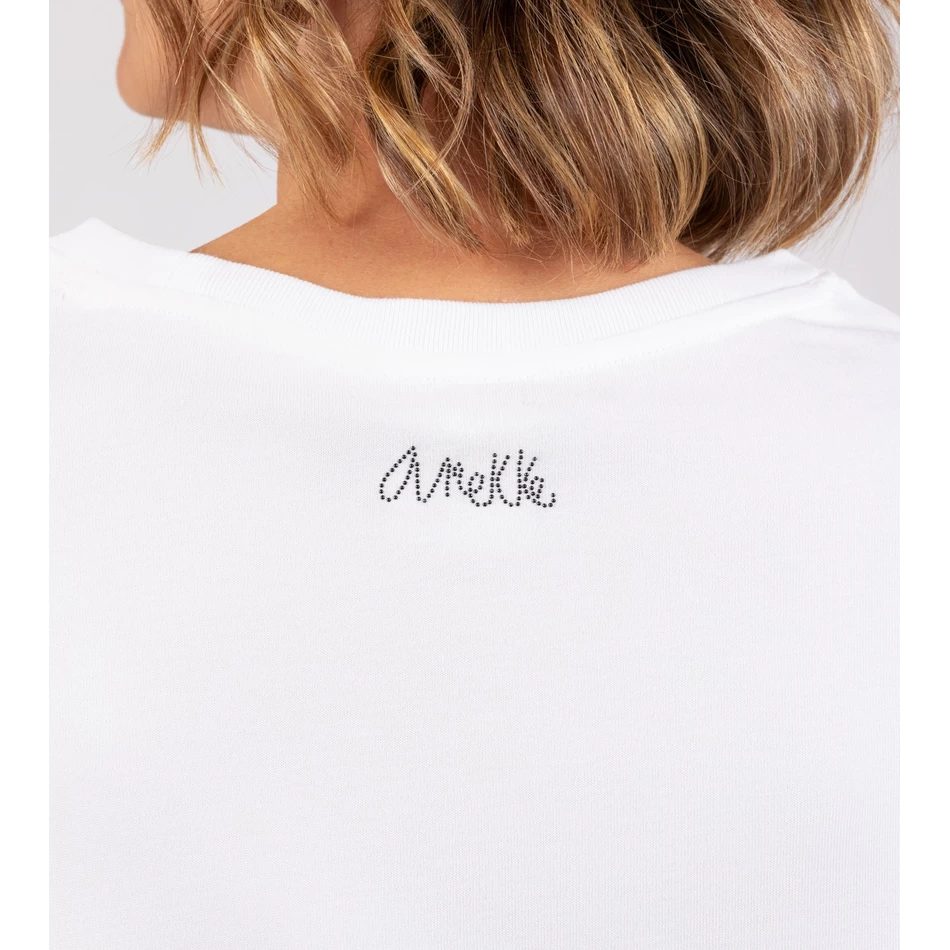 Anekke Anekke أعلى المحاصيل البيضاء