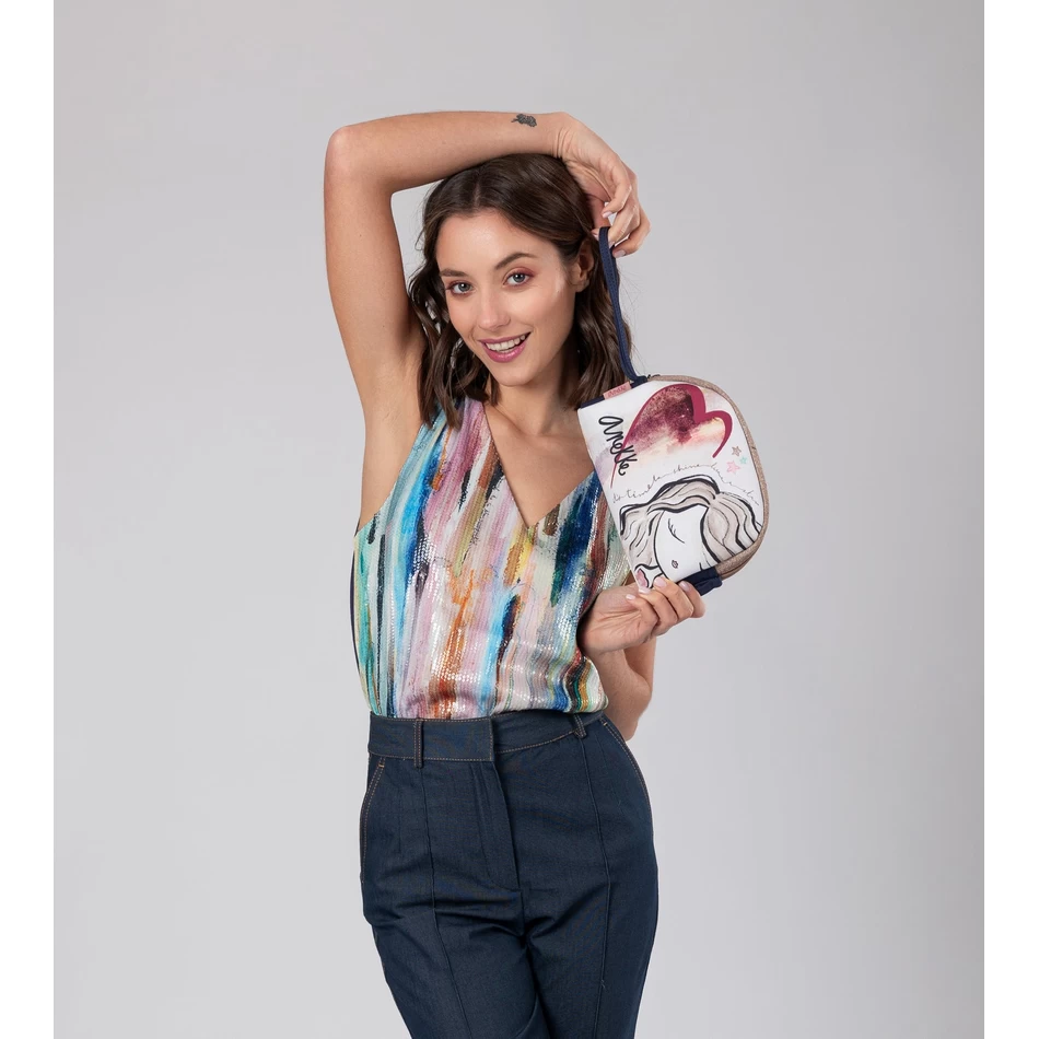 נרתיק יהירות של Anekke Hollywood