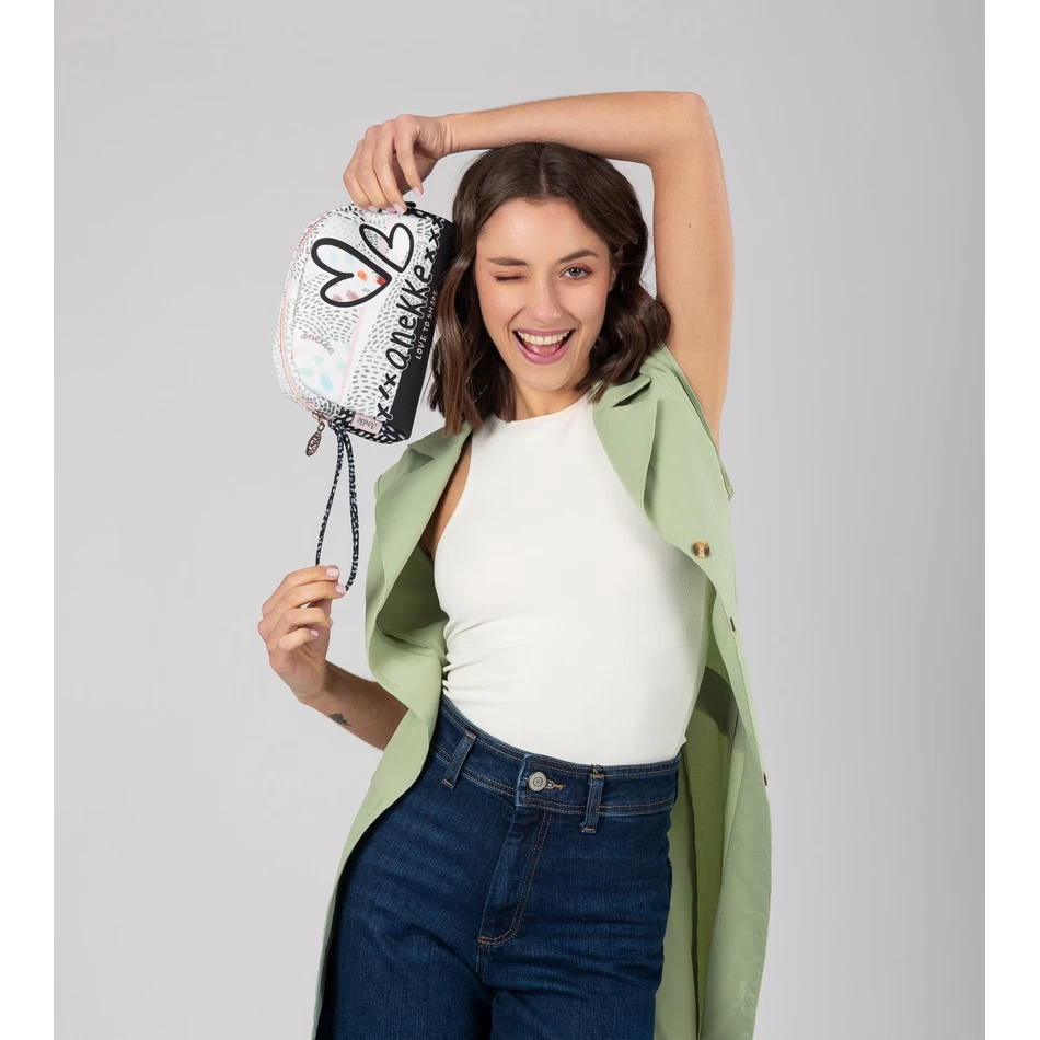 Anekke Torbica Iz šestdesetih Let