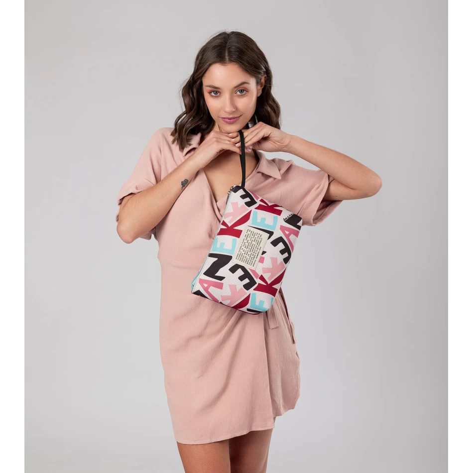 حالة الغرور أزياء Anekke