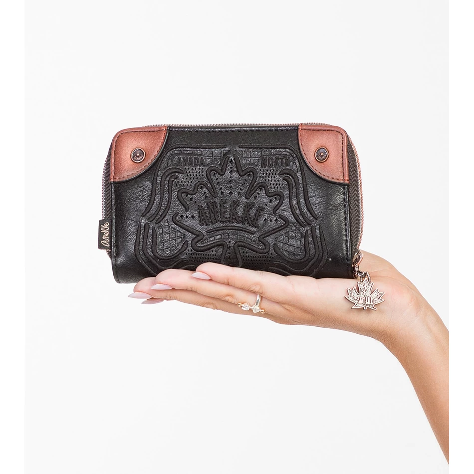 анекке вилд средњи крути новчаник