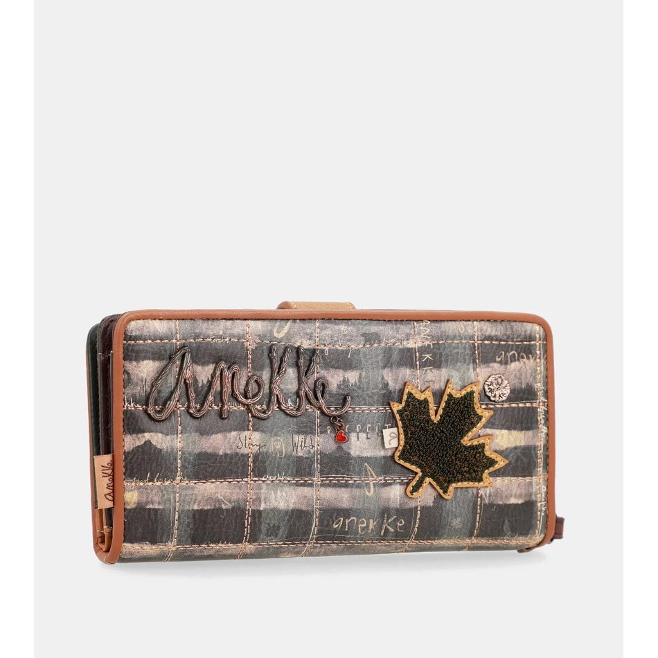 Anekke Mežonīgs Liels Maks