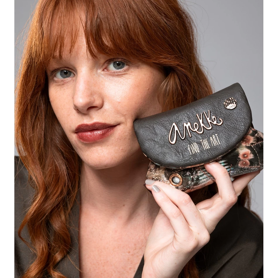 Anekke Shōen Portemonnee Met Gevoerde Klep