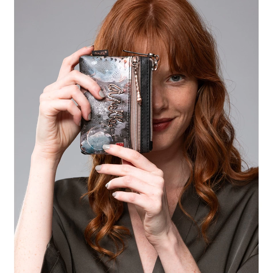 Anekke Shōen Brush Wallet