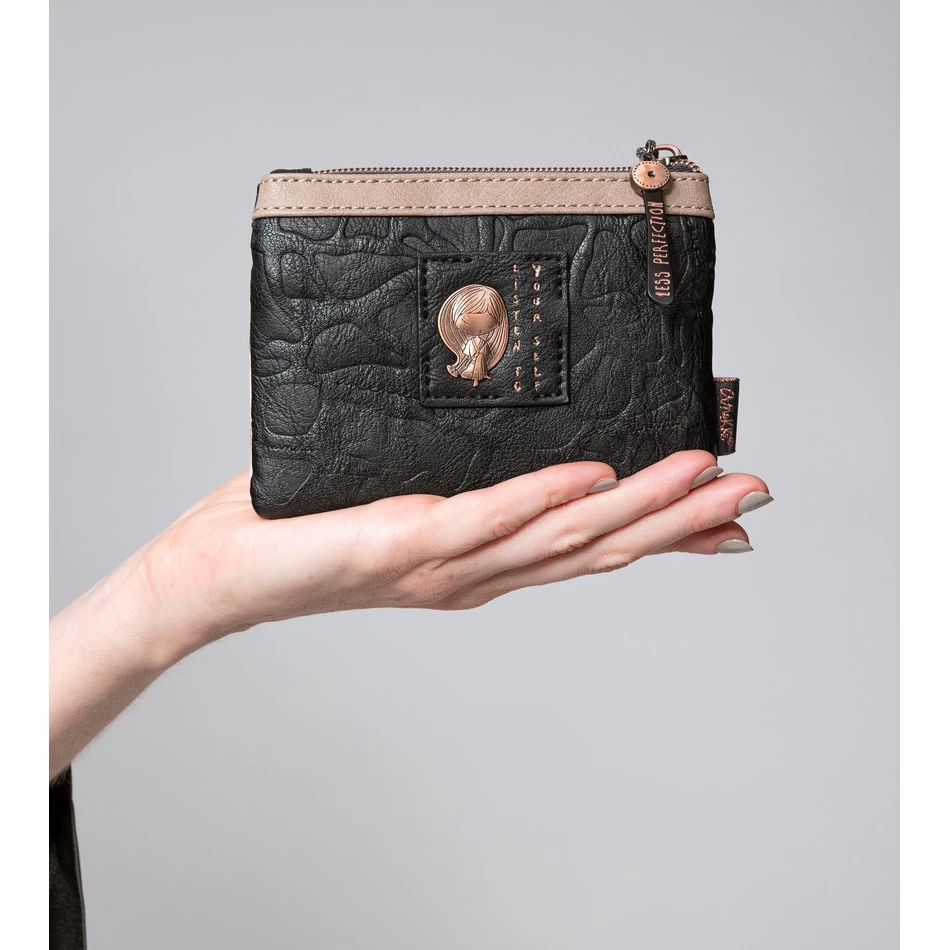 Anekke Shōen Brush Wallet